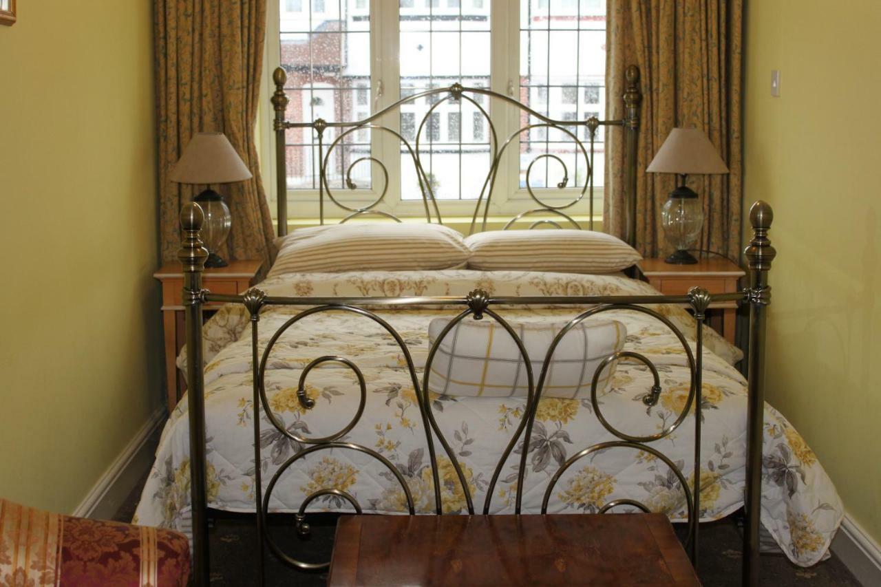 Bay Tree House Bed & Breakfast Барнет Экстерьер фото